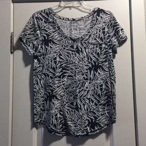 Loft brand vintage soft tee size small. Palm trees